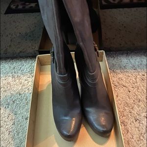 Brown High 4 1/2 Heel Boots.